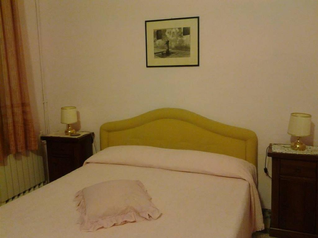 Villa Lea Viareggio Oda fotoğraf